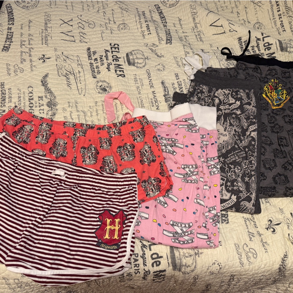 Harry Potter pajama bottoms